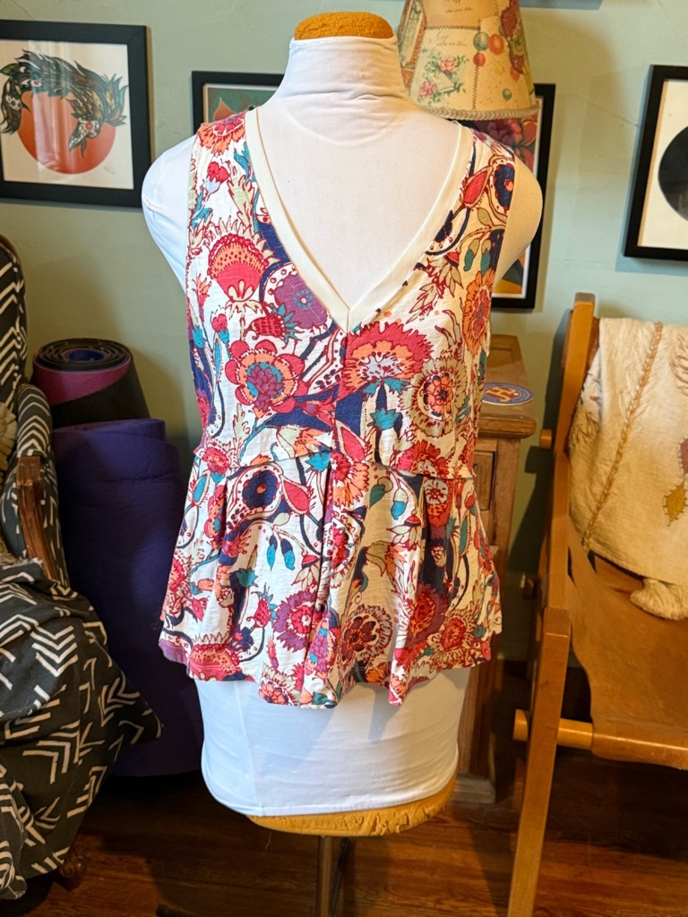 Anthropologie floral Tank